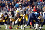 NASHVILLE, TN - DECEMBER 21:  Quarterback Ben Roethlisberger #7 of the Pittsburgh Steelers calls the play at the line of scrimmage during the game against the Tennessee Titans on December 21, 2008 at LP Field in Nashville, Tennessee. (Photo by: Streeter Lecka/Getty Images)