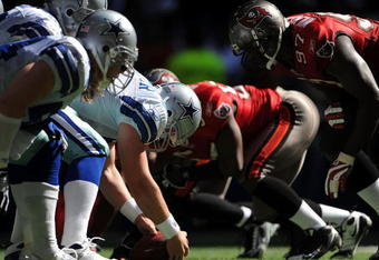 IRVING, TX - OCTOBER 26:  Long snapper Louis-Philippe Ladouceur #91 of the Dallas Cowboys during play against the Tampa Bay Buccaneers at Texas Stadium on October 26, 2008 in Irving, Texas.  (Photo by Ronald Martinez/Getty Images)
