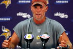 EDEN PRAIRIE, MN - AUGUST 18: Brett Favre talks with the media after his first practice with the Minnesota Vikings on August 18, 2009 at Winter Park in Eden Prairie, Minnesota.  (Photo by Scott A. Schneider/Getty Images)
