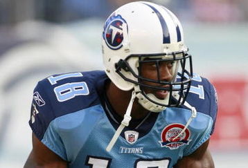 NASHVILLE, TN - SEPTEMBER 3: Kenny Britt #18 of the Tennessee Titans runs with the ball in pregame warmups against the Green Bay Packers during a preseason NFL game at LP Field on September 3, 2009 in Nashville, Tennessee. The Titans beat the Packers 27-13. (Photo by Joe Murphy/Getty Images) 