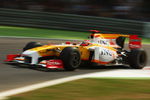 MONZA, ITALY - SEPTEMBER 11:  Fernando Alonso of Spain and Renault drives during practice for the Italian Formula One Grand Prix at the Autodromo Nazionale di Monza on September 11, 2009 in Monza, Italy.  (Photo by Clive Rose/Getty Images)