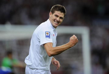 LONDON, ENGLAND - SEPTEMBER 09:  Steven Gerrard of England celebrates scoring his team's fourth goal during the FIFA 2010 World Cup Group 6 Qualifying match between England and Croatia at Wembley Stadium on September 9, 2009 in London, England.  (Photo by Shaun Botterill/Getty Images)
