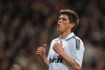 MADRID, SPAIN - MARCH 07:  Klaas Jan Huntelaar of Real Madrid reacts during the La Liga match between Real Madrid and Atletico Madrid at the Santiago Bernabeu stadium on March 7, 2009 in Madrid, Spain  (Photo by Denis Doyle/Getty Images)