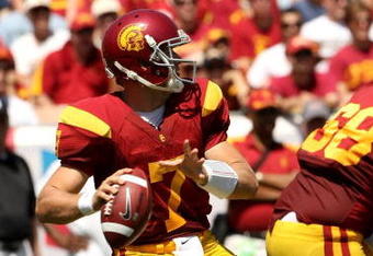 LOS ANGELES, CA - SEPTEMBER 05:  Quarterback Matt Barkley #7 of the USC Trojans throws a pass during the game against the San Jose State Spartans on September 5, 2009 at the Los Angeles Coliseum in Los Angeles, California.  The Trojans won 56-3.  (Photo by Stephen Dunn/Getty Images)