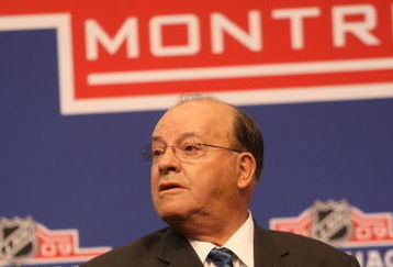 MONTREAL - JUNE 26:  Senior Advisor, Hockey Operations Scotty Bowman of the Chicago Blackhawks looks on during the first round of the 2009 NHL Entry Draft at the Bell Centre on June 26, 2009 in Montreal, Quebec, Canada. (Photo by Bruce Bennett/Getty Images)
