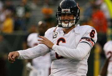 GREEN BAY, WI - SEPTEMBER 13: Jay Cutler #6 of the Chicago Bears smiles during warm-ups before a game against the Green Bay Packers on September 13, 2009 at Lambeau Field in Green Bay, Wisconsin. (Photo by Jonathan Daniel/Getty Images)