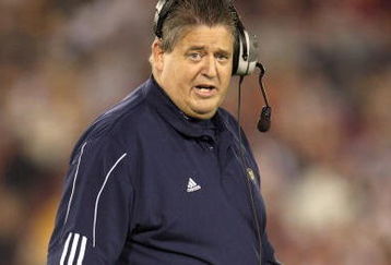 LOS ANGELES - NOVEMBER 29:  Head coach Charlie Weis of the Notre Dame Fighting Irish walks on the sidelines during the game against the USC Trojans at the Memorial Coliseum on November 29, 2008 in Los Angeles, California. (Photo by: Jeff Gross/Getty Images)