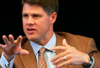 DENVER - JULY 19:  FC Dallas and Columbus Crew owner Clark Hunt speaks to the audience during the MLS Owner's Presentation at the Denver Grand Hyatt Hotel on July 19, 2007 in Denver, Colorado.  (Photo by Brian Bahr/Getty Images)