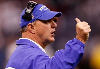 NEW ORLEANS - DECEMBER 21:  Head coach Tommy West of the Memphis University Tigers calls a play against the Florida Atlantic University Owls in the New Orleans Bowl on December 21, 2007 at the Louisiana Superdome in New Orleans, Louisiana.  (Photo by Chris Graythen/Getty Images)
