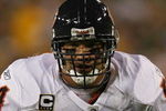 GREEN BAY, WI - SEPTEMBER 13: Brian Urlacher #54 of the Chicago Bears awaits the start of play in the 1st half against the Green Bay Packers on September 13, 2009 at Lambeau Field in Green Bay, Wisconsin. The Packers defeated the Bears 21-15. (Photo by Jonathan Daniel/Getty Images)