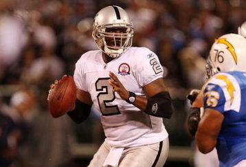 OAKLAND, CA - SEPTEMBER 14:  JaMarcus Russell #2 of the Oakland Raiders looks to pass against the San Diego Chargers on September 14, 2009 at the Oakland-Alameda County Coliseum in Oakland, California.  (Photo by Ezra Shaw/Getty Images)