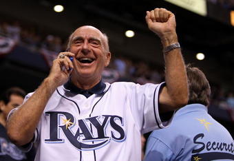 ST PETERSBURG, FL - OCTOBER 19:  Dick Vitale cheers during game seven of the American League Championship Series between the Boston Red Sox and the Tampa Bay Rays during the 2008 MLB playoffs on October 19, 2008 at Tropicana Field in St Petersburg, Florida.  (Photo by Elsa/Getty Images)
