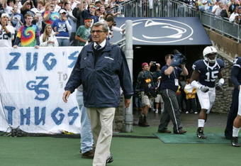 STATE COLLEGE, PA - SEPTEMBER 12: Head coach Joe Paterno of the Penn State Nittany Lions walks on to the field before the start of their game against the Syracuse Orangemen  at Beaver Stadium  September 12, 2009 in State College, Pennsylvania.  (Photo by Chris Gardner/Getty Images)