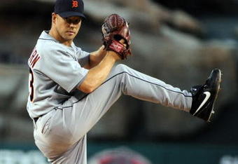 ANAHEIM, CA - AUGUST 25:  Jarrod Washburn #53 of the Detroit Tigers pitches against the Los Angeles Angels of Anaheim during the first inning at Angel Stadium of Anaheim on August 25, 2009 in Anaheim, California.  (Photo by Harry How/Getty Images)