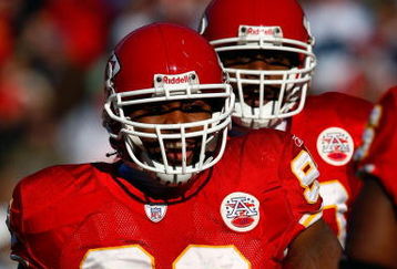 KANSAS CITY, MO - DECEMBER 16:  Turk McBride #90 of the Kansas City Chiefs in action during the game against the Tennessee Titans on December 16, 2007 at Arrowhead Stadium in Kansas City, Missouri.  (Photo by Jamie Squire/Getty Images)