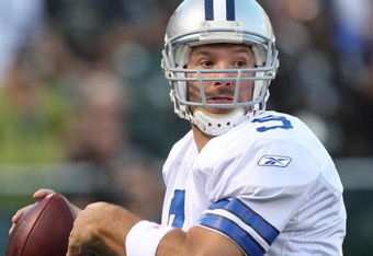 OAKLAND, CA - AUGUST 13: Quarterback Tony Romo #9 of the Dallas Cowboys throws the ball in the first quarter against the Oakland Raiders during a preseason game at Oakland-Alameda County Coliseum on August 13, 2009 in Oakland, California. (Photo by Jed Jacobsohn/Getty Images)