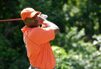 TAMPA, FL - APRIL 16:  NFL Pro Bowl linebacker Derrick Brooks golfs during the Hornitos Challenge during the Outback Pro-Am at the TPC Tampa Bay April 16, 2009 in Tampa, Florida.  (Photo by Tim Boyles/Getty Images for Beam Global)