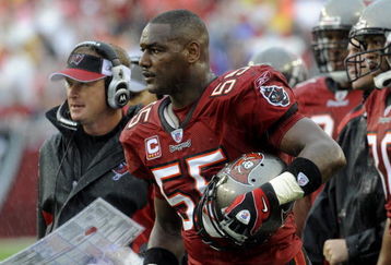 TAMPA, FL - NOVEMBER 30: Linebacker Derrick Brooks #55 of the Tampa Bay Buccaneers watches play against the New Orleans Saints at Raymond James Stadium on November 30, 2008 in Tampa, Florida.  (Photo by Al Messerschmidt/Getty Images) 