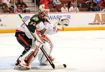 ANAHEIM, CA - MARCH 08:  Niklas Backstrom #32 of the Minnesota Wild in goal during the game against the Anaheim Ducks on March 8, 2009 at the Honda Center in Anaheim, California.  (Photo by Harry How/Getty Images)