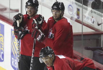 CALGARY, AB - AUGUST 24: Linemates (from left) Sidney Crosby, Rick Nash and Jarome Iginla during the second practice of the Team Canada Olympic Orientation Camp on August 24, 2009 at the Pengrowth Saddledome in Calgary, Alberta, Canada. (Photo by Mike Ridewood/Getty Images)