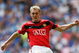 LONDON, ENGLAND - AUGUST 09: Darren Fletcher of Manchester United in action during the FA Community Shield match between Manchester United and Chelsea at Wembley Stadium on August 9, 2009 in London, England. (Photo by Paul Gilham/Getty Images)