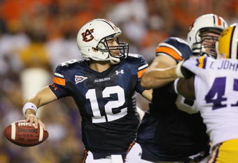 AUBURN, AL - SEPTEMBER 20: Quarterback Chris Todd #12 of the Auburn Tigers throws a pass while taking on the LSU Tigers at Jordan-Hare Stadium on September 20, 2008 in Auburn, Alabama. LSU defeated Auburn 26-21.  (Photo by Doug Benc/Getty Images)