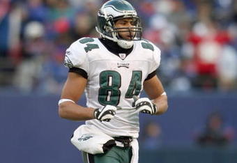 EAST RUTHERFORD, NJ - DECEMBER 7: Hank Baskett #84 of the Philadelphia Eagles runs on the field against the New York Giants at Giants Stadium on December 7, 2008 in East Rutherford, New Jersey. (Photo by Nick Laham/Getty Images)