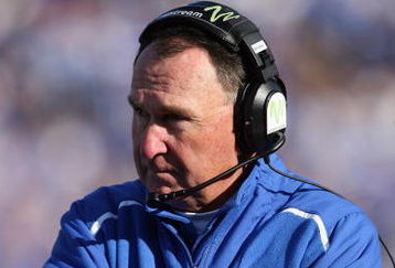 LEXINGTON, KY - NOVEMBER 8:  Head coach Rich Brooks of the Kentucky Wildcats looks on during the game against the Georgia Bulldogs at Commonwealth Stadium on November 8, 2008 in Lexington, Kentucky. (Photo by Andy Lyons/Getty Images)