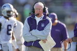 COLUMBIA, MO - NOVEMBER 6:  Head coach Bill Snyder of the Kansas State University Wildcats watches the game against the University of Missouri Tigers on November 6, 2004 at Faurot Field in Columbia, Missouri. Kansas State defeated Missouri 35-24. (Photo by Elsa/Getty Images) 