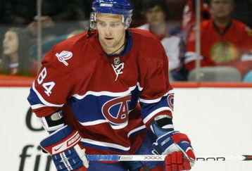 MONTREAL- MARCH 31:  Guillaume Latendresse #84 of the Montreal Canadiens skates during the warm up period prior to facing the Chicago Blackhawks at the Bell Centre on March 31, 2009 in Montreal, Quebec, Canada.  The Canadiens defeated the Blackhawks 4-1.  (Photo by Richard Wolowicz/Getty Images)