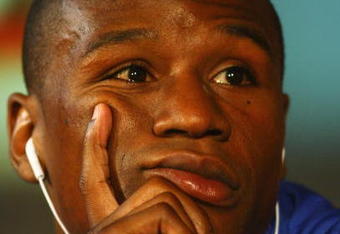 LONDON, ENGLAND - MAY 21:  Floyd Mayweather of America talks to the press as he announces the fight between himself and Juan Manuel Marquez of Mexico on May 21, 2009 in London, England. The fight's set to take place on July 18, 2009 at the MGM Grand in Las Vegas (Photo by Tom Shaw/Getty Images)