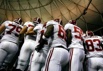 ATLANTA - SEPTEMBER 05:  The Alabama Crimson Tide enter the field to face the Virginia Tech Hokies during the Chick-fil-A Kickoff Game at Georgia Dome on September 5, 2009 in Atlanta, Georgia.  (Photo by Kevin C. Cox/Getty Images)