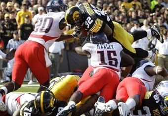 Cats_vs_iowa_1_crop_340x234
