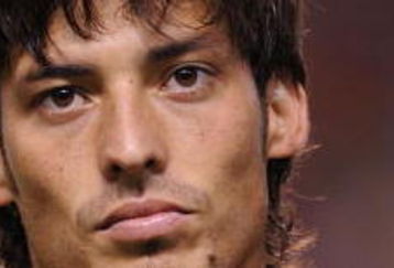 LA CORUNA, SPAIN - SEPTEMBER 05:  David Silva of Spain lines-up before the Group 5 FIFA2010 World Cup Qualifier match between Spain and Belgium at the Riazor stadium on September 5, 2009 in La Coruna, Spain.  (Photo by Denis Doyle/Getty Images)