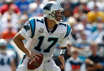 CHARLOTTE, NC - SEPTEMBER 13:  Quarterback Jake Delhomme #17 of the Carolina Panthers drops back to pass in the second half of the NFL season opener against the Philadelphia Eagles at Bank of America Stadium on September 13, 2009 in Charlotte, North Carolina.  (Photo by Streeter Lecka/Getty Images)