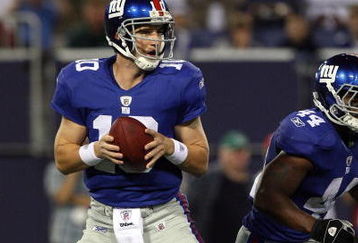 EAST RUTHERFORD, NJ - AUGUST 29:  Eli Manning #10 of the New York Giants looks to throw a pass against the New York Jets on August 29, 2009 at Giants Stadium in East Rutherford, New Jersey.  (Photo by Jim McIsaac/Getty Images)