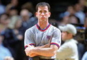 6 Dec 2000:  Referee Tim Donaghy  stands on the court during the game between the New York Knicks and the Dallas Mavericks at the Reunion Arena in Dallas, Texas. The Mavericks defeated the Knicks 94-85.   NOTE TO USER: It is expressly understood that the only rights Allsport are offering to license in this Photograph are one-time, non-exclusive editorial rights. No advertising or commercial uses of any kind may be made of Allsport photos. User acknowledges that it is aware that Allsport is an editorial sports agency and that NO RELEASES OF ANY TYPE ARE OBTAINED from the subjects contained in the photographs.  Mandatory Credit: Ronald Martinez  /Allsport