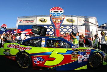 LOUDON, NH - SEPTEMBER 20:  Mark Martin, driver of the #5 CARQUEST/Kellogg's Chevrolet, celebrates in victory lane after winnng the NASCAR Sprint Cup Series Sylvania 300 at the New Hampshire Motor Speedway on September 20, 2009 in Loudon, New Hampshire.  (Photo by Jason Smith/Getty Images for NASCAR)