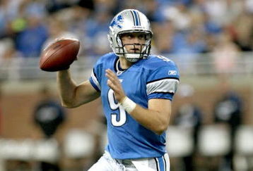 DETROIT - SEPTEMBER 20:  Quarterback Matthew Stafford #9 of the Detroit Lions rolls out as he looks to pass against the Minnesota Vikings at Ford Field on September 20, 2009 in Detroit, Michigan.  (Photo by Stephen Dunn/Getty Images)