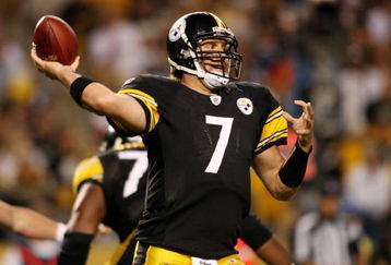 PITTSBURGH - SEPTEMBER 10:  Quarterback Ben Roethlisberger #7 of the Pittsburgh Steelers looks to pass the ball during the second quarter of the NFL season opener against the Tennessee Titans at Heinz Field on September 10, 2009 in Pittsburgh, Pennsylvania. (Photo by Elsa/Getty Images)