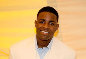 LOS ANGELES, CA - JULY 15:  NFL player Michael Crabtree arrives at the 2009 ESPY Awards held at Nokia Theatre LA Live on July 15, 2009 in Los Angeles, California. The 17th annual ESPYs will air on Sunday, July 19 at 9PM ET on ESPN.  (Photo by Kevork Djansezian/Getty Images for ESPY)