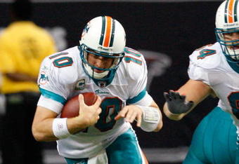 ATLANTA - SEPTEMBER 13:  Quarterback Chad Pennington #10 of the Miami Dolphins against the Atlanta Falcons at Georgia Dome on September 13, 2009 in Atlanta, Georgia.  (Photo by Kevin C. Cox/Getty Images)