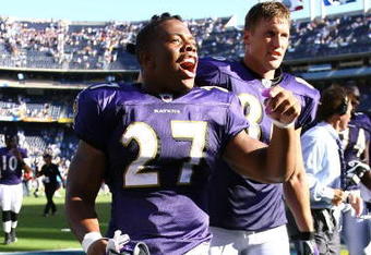 SAN DIEGO , CA - SEPTEMBER 20:  Ray Rice #27 and Todd Heap #86 of the Baltimore Ravens celebrate following their teams victory over the San Diego Chargers at Qualcomm Stadium on September 20, 2009 in San Diego, California. The Ravens defeated the Chargers 31-26.  (Photo by Jeff Gross/Getty Images)