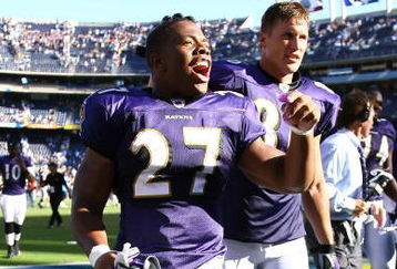 SAN DIEGO , CA - SEPTEMBER 20:  Ray Rice #27 and Todd Heap #86 of the Baltimore Ravens celebrate following their teams victory over the San Diego Chargers at Qualcomm Stadium on September 20, 2009 in San Diego, California. The Ravens defeated the Chargers 31-26.  (Photo by Jeff Gross/Getty Images)