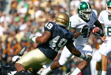 SOUTH BEND, IN - SETPEMBER 19: Glenn Winston #41 of the Michigan State Spartans moves past Toryan Smith #49 of the Notre Dame Fighting Irish on September 19, 2009 at Notre Dame Stadium in South Bend, Indiana. (Photo by Jonathan Daniel/Getty Images)