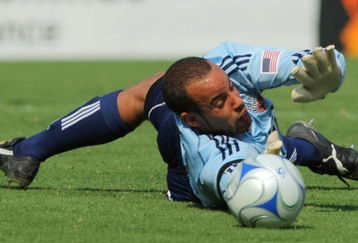 LANDOVER, MD - AUGUST 9:  Goalkeeper Josh Wicks #31 of D.C. United cannot stop the ball as Gonzalo Gerardo Higuain #20 of Real Madrid (not pictured) dribbles it past to score in the second half of the friendly match at FedExField on August 9, 2009 in Landover, Maryland. Real Madrid won the match 3-0. (Photo by Doug Pensinger/Getty Images)