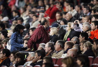 BARCELONA, SPAIN - MAY 11:  Fans leave their seats during Barcelona's last La Liga home match against Mallorca at the Camp Nou Stadium on May 11, 2008 in Barcelona, Spain.  (Photo by Jasper Juinen/Getty Images)