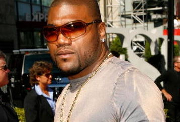 HOLLYWOOD - JULY 11:  UFC fighter Quinton Jackson arrives at the 2007 ESPY Awards at the Kodak Theatre on July 11, 2007 in Hollywood, California.  (Photo by Vince Bucci/Getty Images)