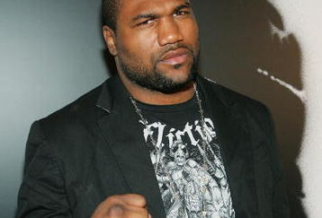 LAS VEGAS - JANUARY 24:  Mixed martial arts fighter Quinton 'Rampage' Jackson arrives at the world premiere of the movie 'Rambo' at the Planet Hollywood Resort & Casino January 24, 2008 in Las Vegas, Nevada. The film opens nationwide in the United States on January 25.  (Photo by Ethan Miller/Getty Images)