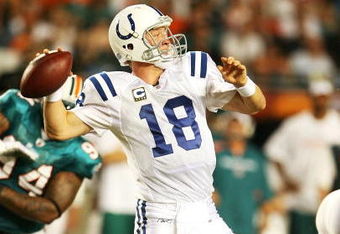 MIAMI - SEPTEMBER 21:  Quarterback Peyton Manning #18 of the Indianapolis Colts throws a pass against the Miami Dolphins at Land Shark Stadium on September 21, 2009 in Miami, Florida.  (Photo by Doug Benc/Getty Images)